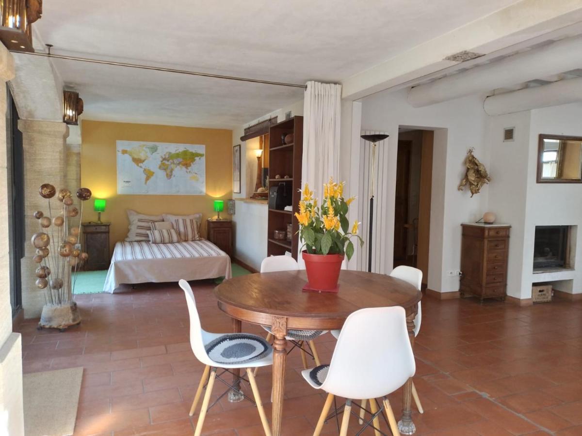 Charming Stone Villa With Pool & Garden Montaren-et-Saint-Médiers 外观 照片